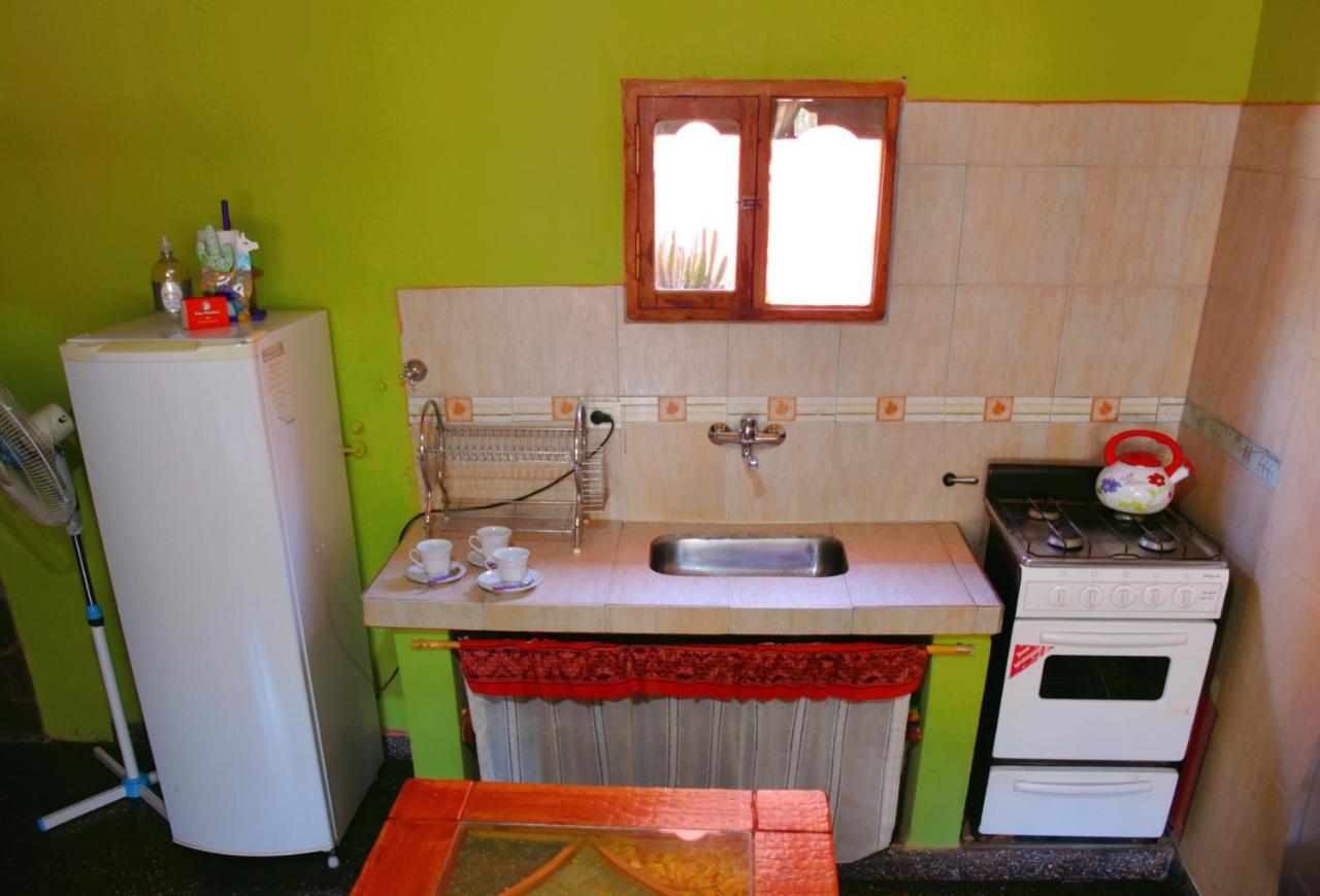 Hostal Paseo De Los Colorados Пурмамарка Екстериор снимка